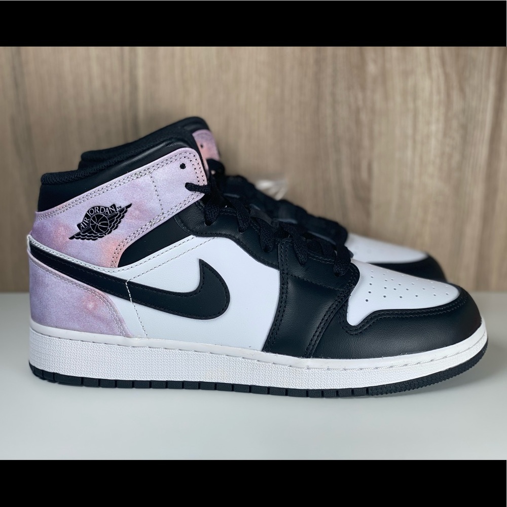 Nike Air Jordan 1 Mid (GS) 'Tie Dye' Bleached Coral DM6216-001 6.5Y/8 in womens